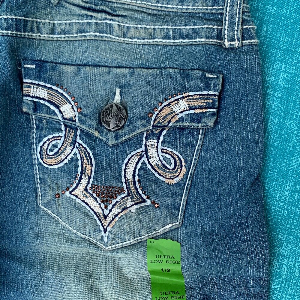 Shorts! Original Wrangler Rock 47 ‘Shooting Star’ - Size 1/2 NWT